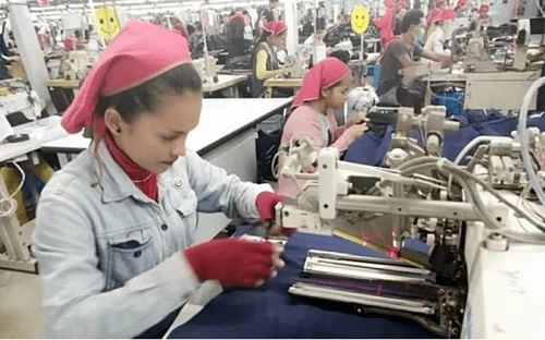 疫情后越南企業陷訂單工人雙缺窘境，勞動保護用品生產遇挑戰